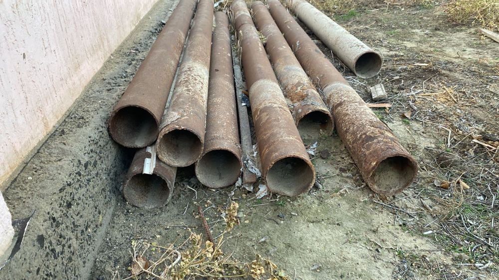 Трубы стальные толстостенные в количестве 7шт длина по 3метра