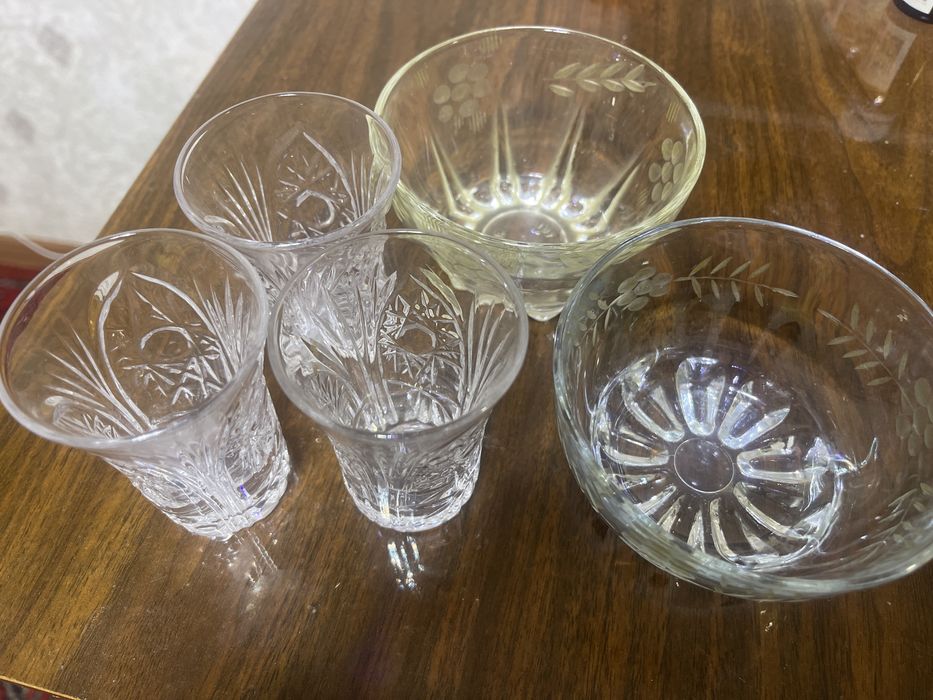 3 хрустальные стопки + 2 винтажные розетки, СССР