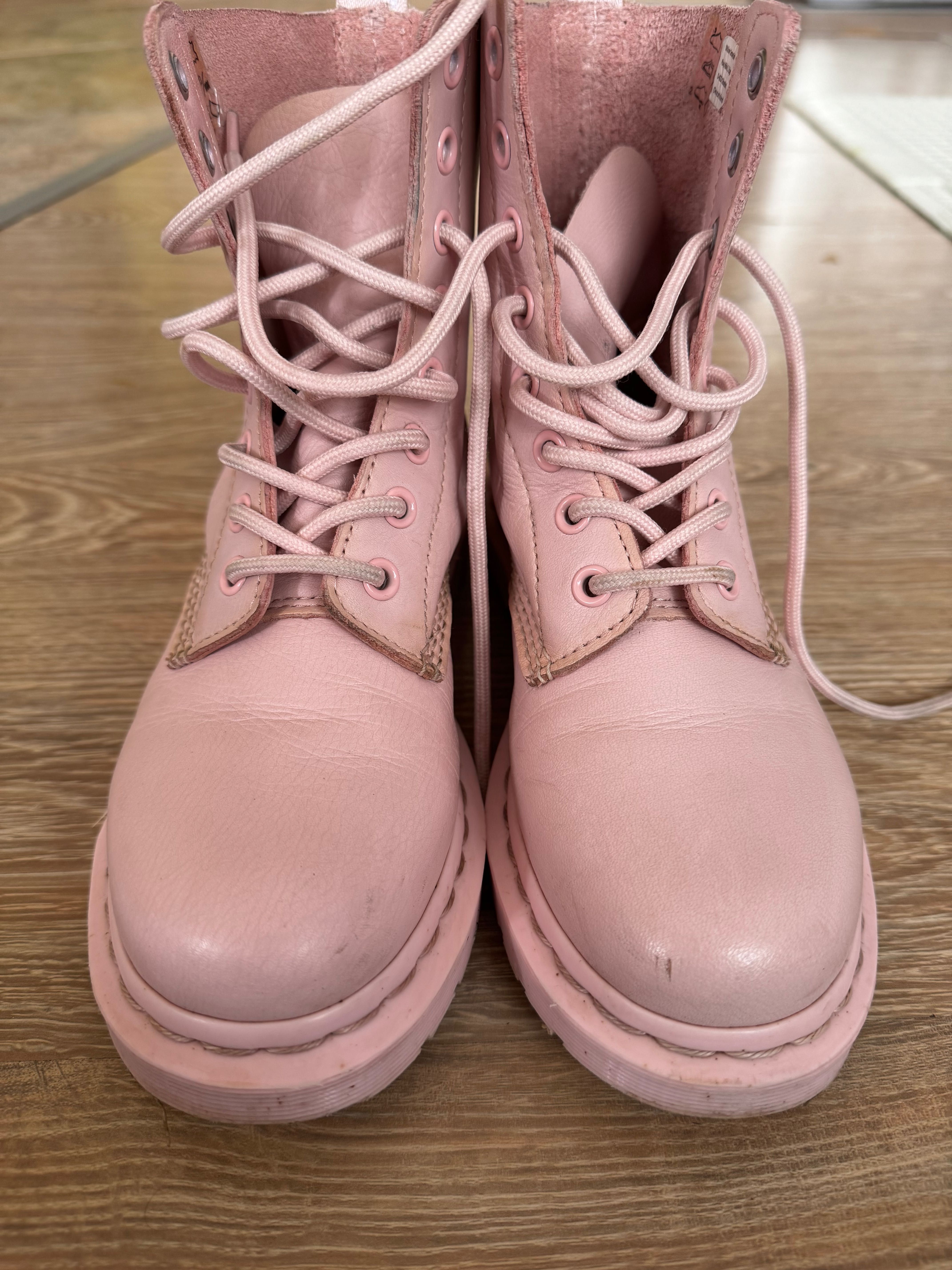 Оригинални кубинки Dr. Martens - носени