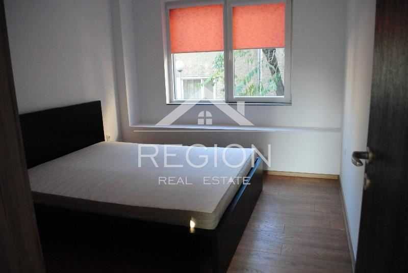 Дава се под наем Тристаен апартамент в Варна, Център - 100 кв.м за 510 € - Снимка #10