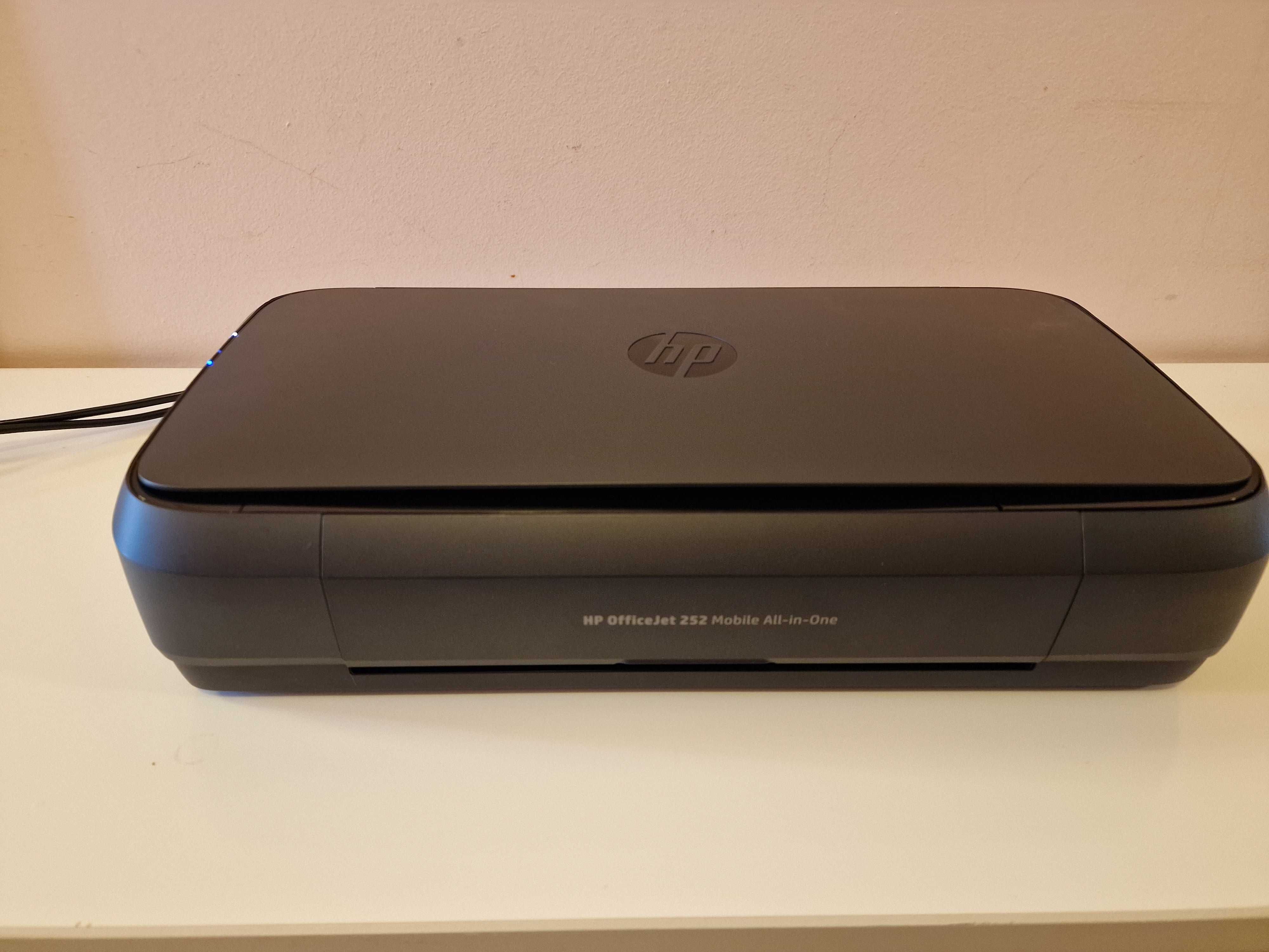 Imprimanta HP OfficeJet 252 Mobile All-in-One