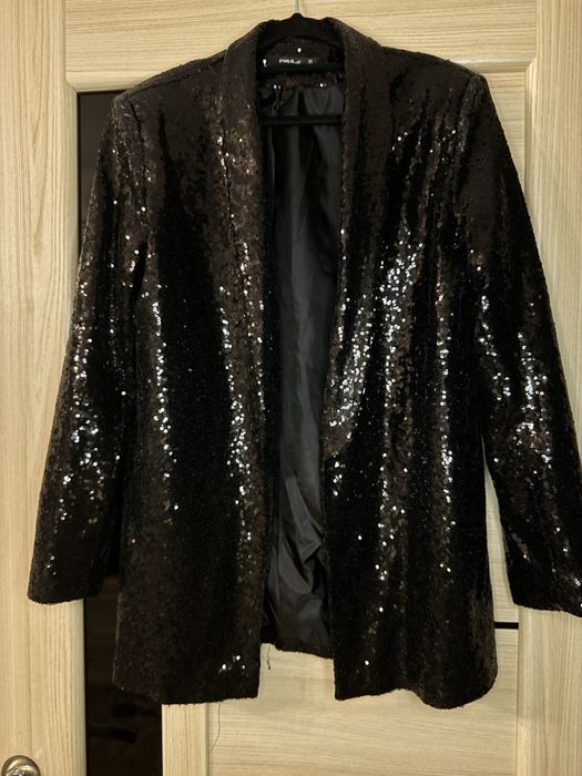 Платья и пиджак