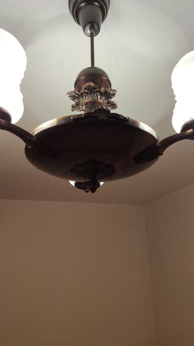 Старинен полилей