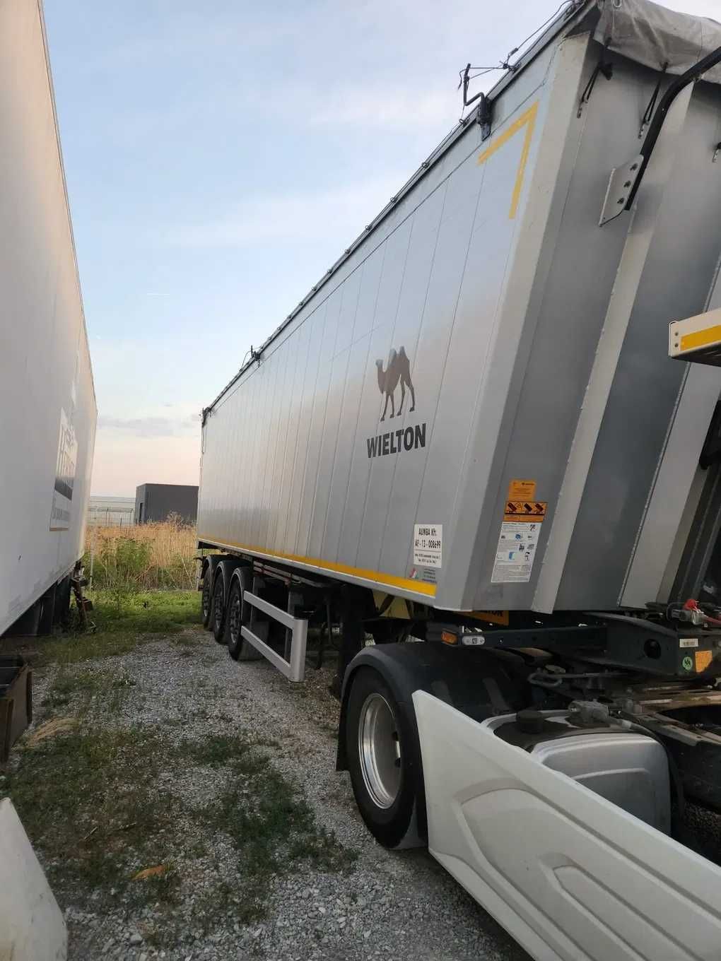 Wielton semiremorca /55 M3 /SAF