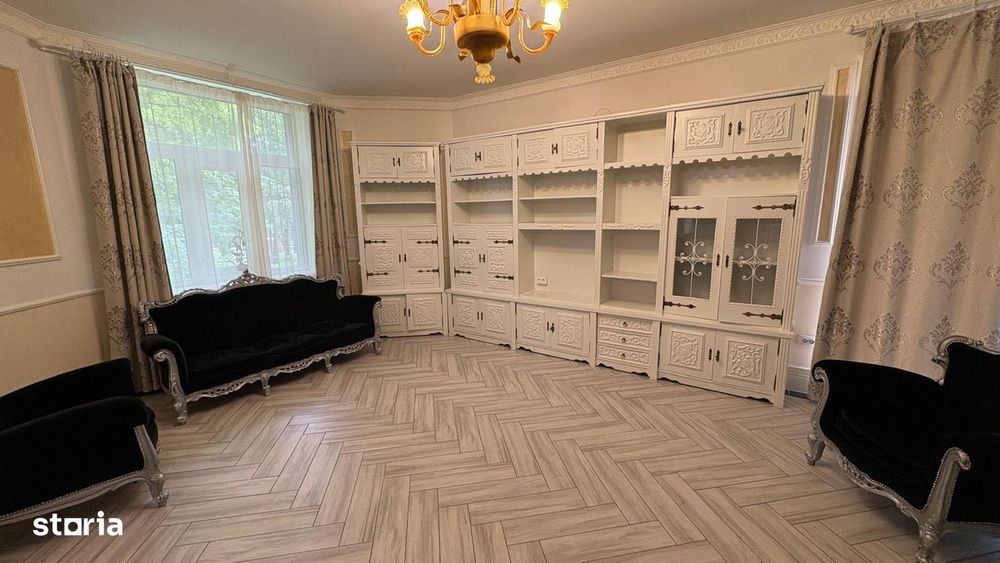 Apartament 3 camere de vanzare Copou