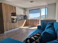 Apartament cu 2 Canere + Parcare Sub Cetata Floresti Langa Baza Sporti
