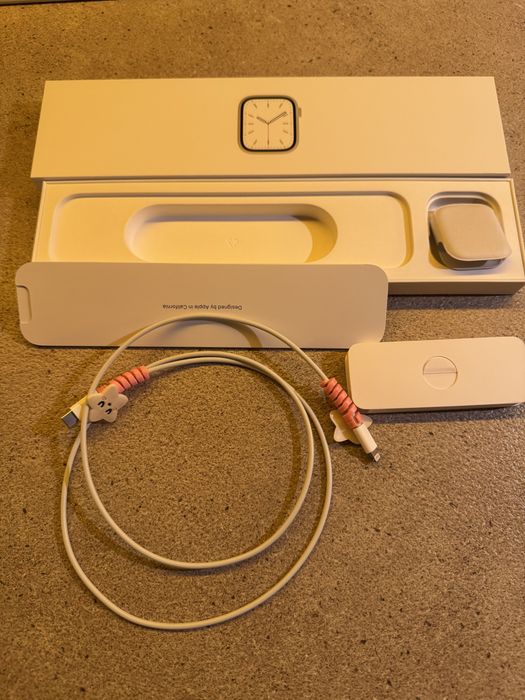 Apple watch series 7 - 45 mm Starlight