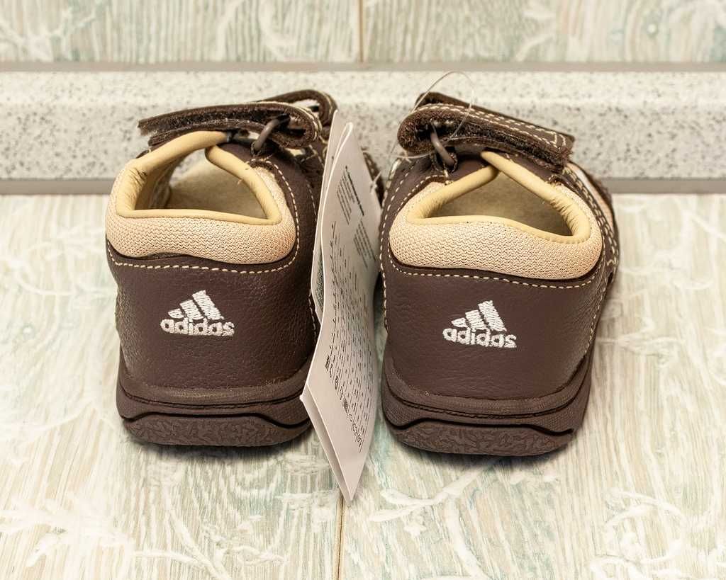 Детски сандали Adidas номер 21