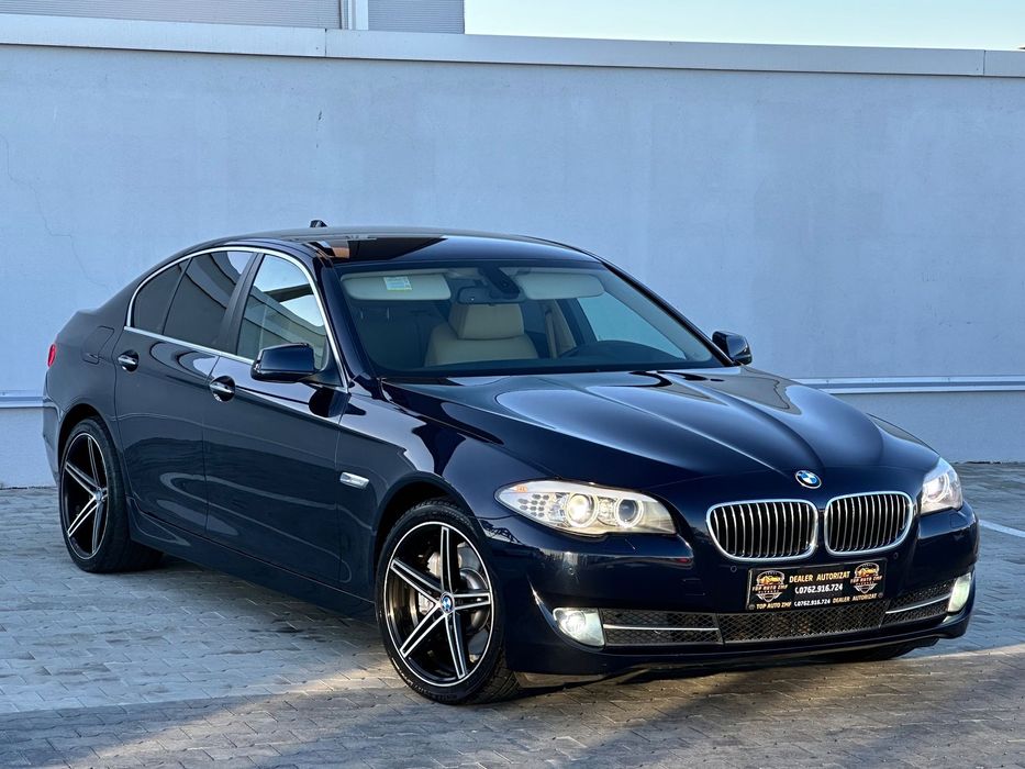 BMW Seria 5 F10 / Head-Up Display / Interior Seria 7 / Încălzire Volan / Km Reali
