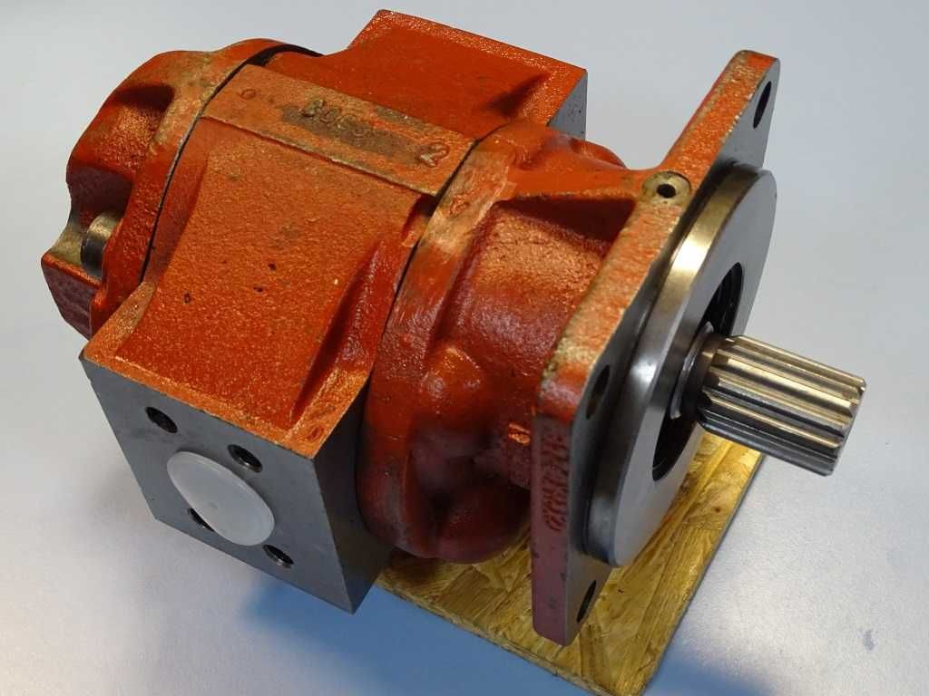 Хидравлична помпа Warynski P2C2120C5B26A Hydraulic pump