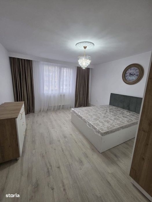 De vanzare Garsoniera etajul 1, 38 mp