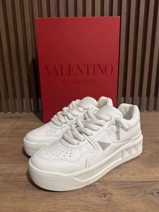 Valentino Garavani - One stud XL marimea 42