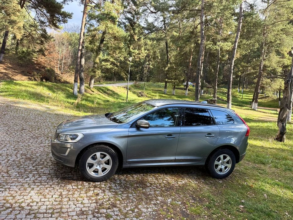 Volvo XC 60 *2.4 D4* 4x4