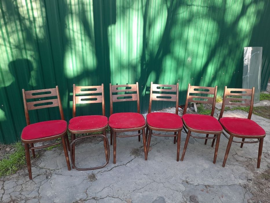 Продаются венские стулья после качественной реставрации.