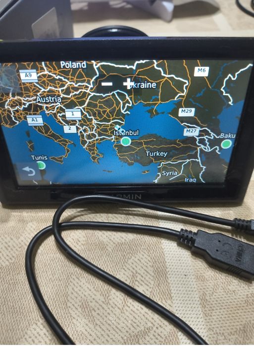 Навигация Garmin Drive 52