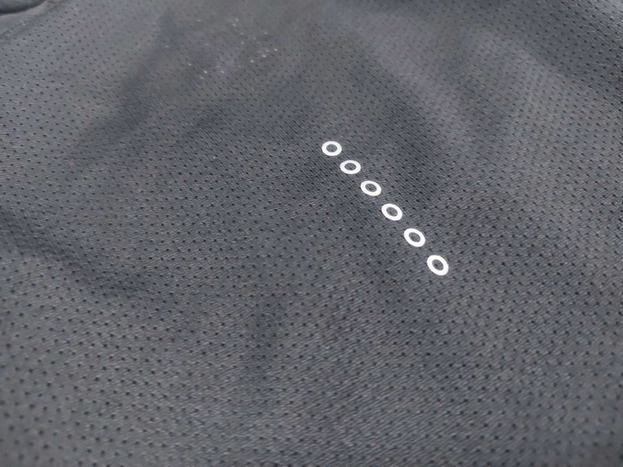 Nike дамска тениска Xs