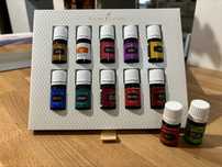 Kit 12 uleiuri esentiale Young Living, nou