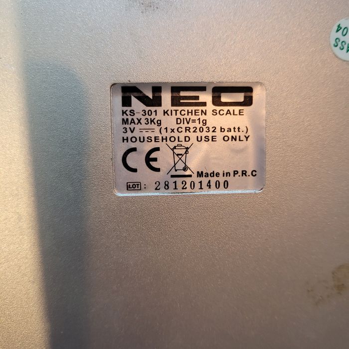 Кухненска везна Neo
