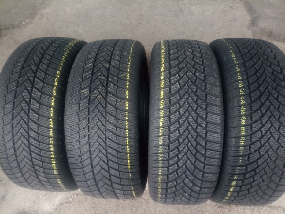 4 anvelope de iarna Bridgestone 2x235/55 R19 dot1521 2x255/50 R19