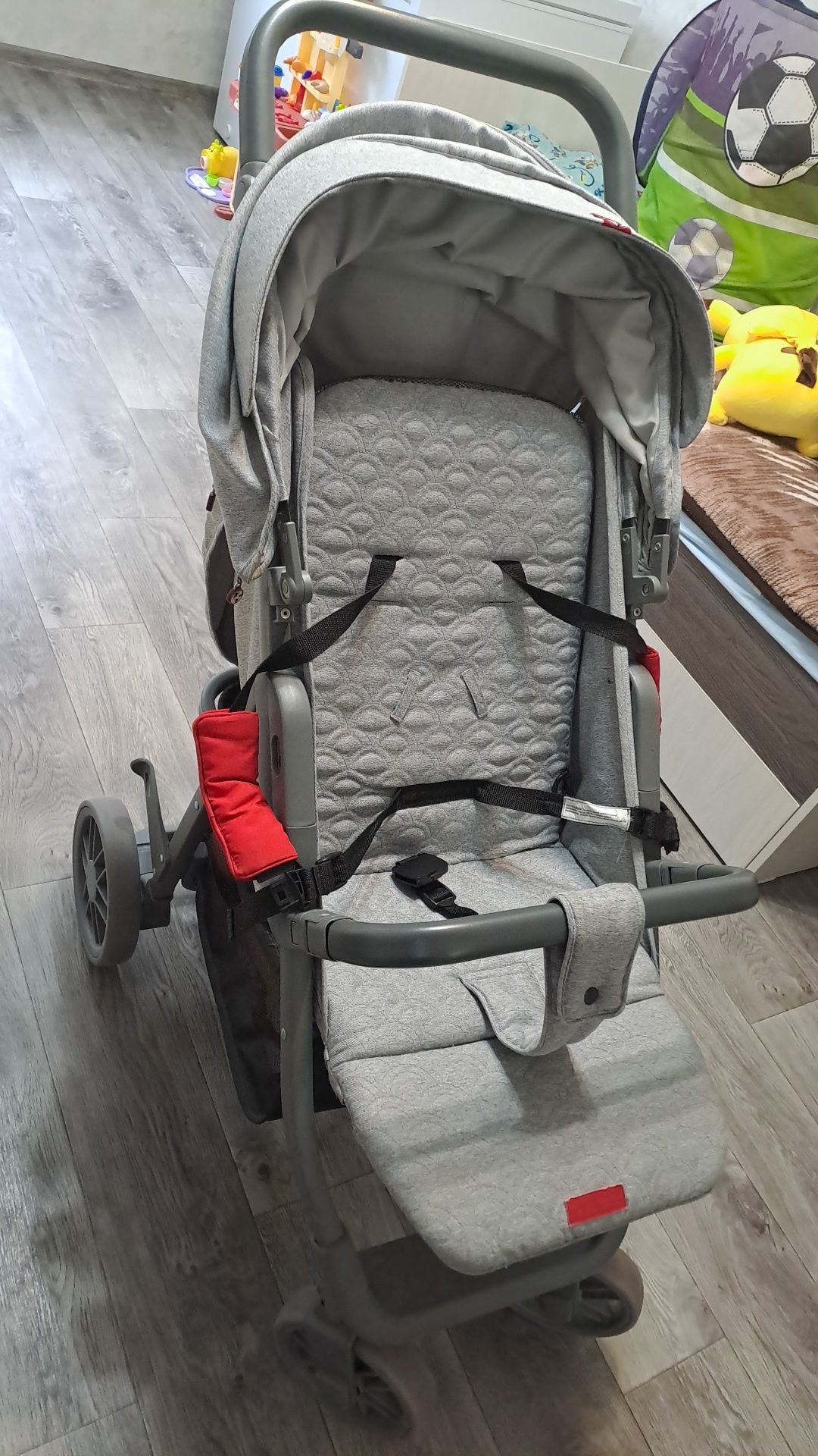 Продам детскую коляску