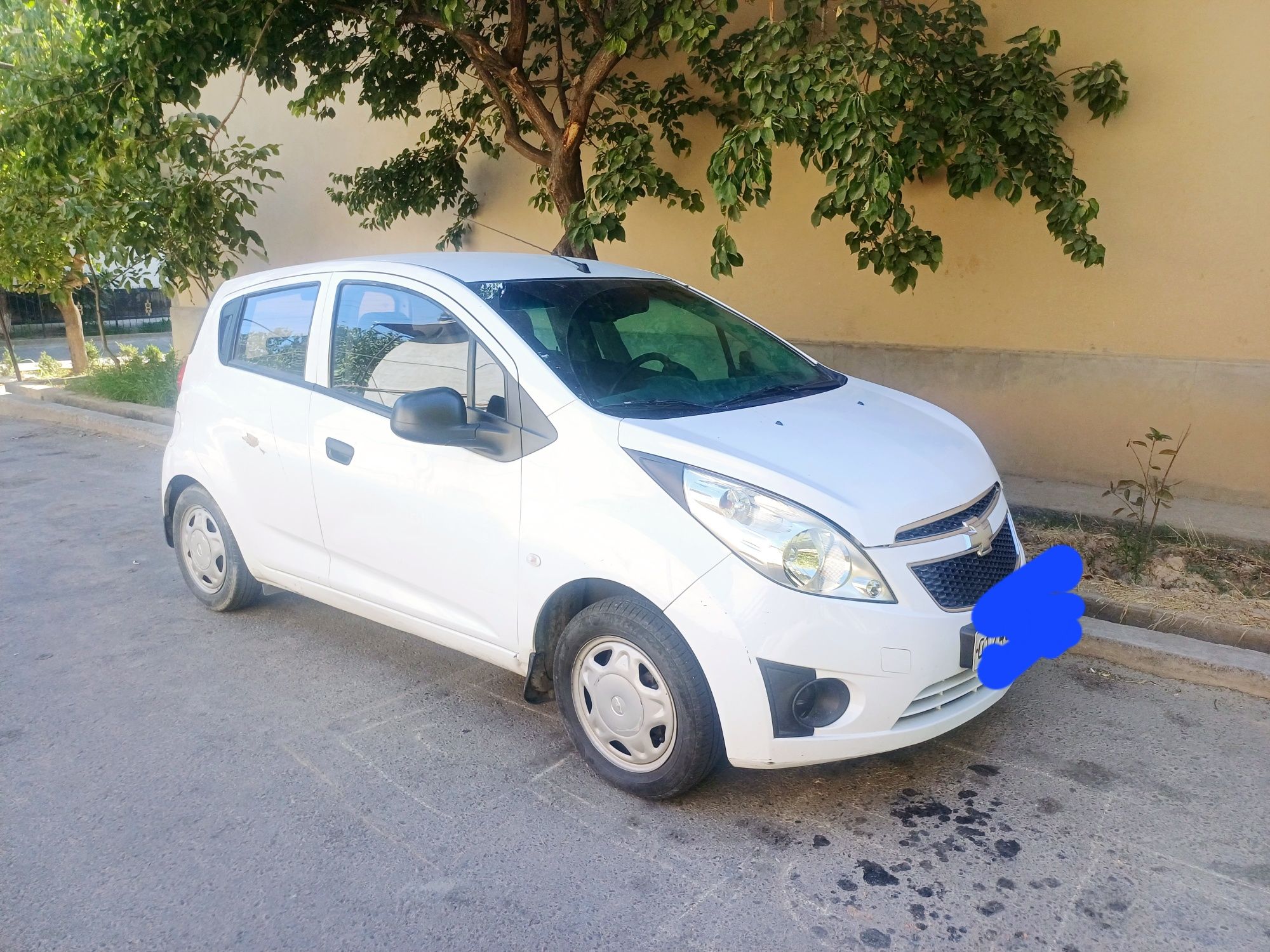Chevrolet spark sotiladi