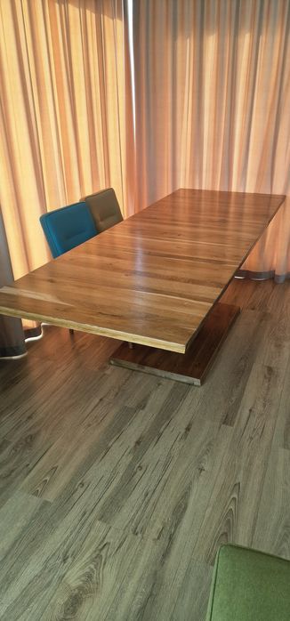 Vand masa extensibila 12 pers lemn masiv + 6 scaune