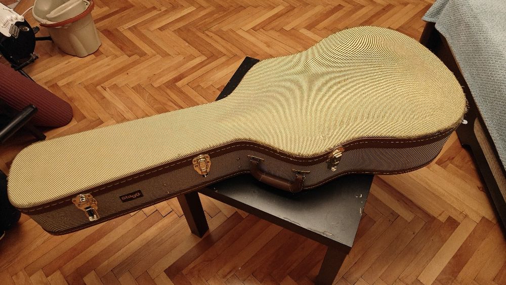 Toc de chitara acustica stagg / hard case chitara