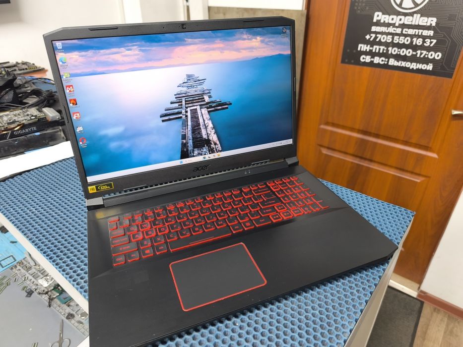 Продам ноутбук Acer Nitro 5 диагональ 17.3