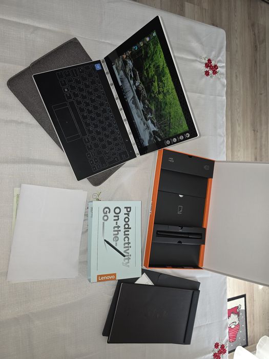 Lenovo Yoga Book