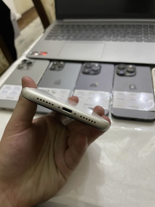 Apple iPhone 11 128gb             .