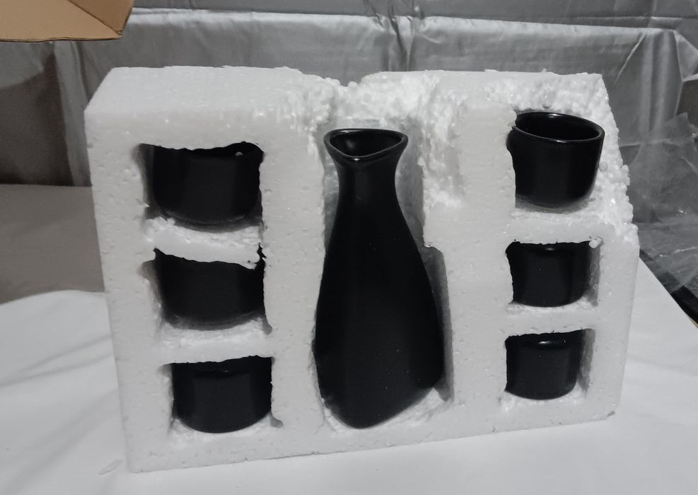 Set decantor sake7 buc