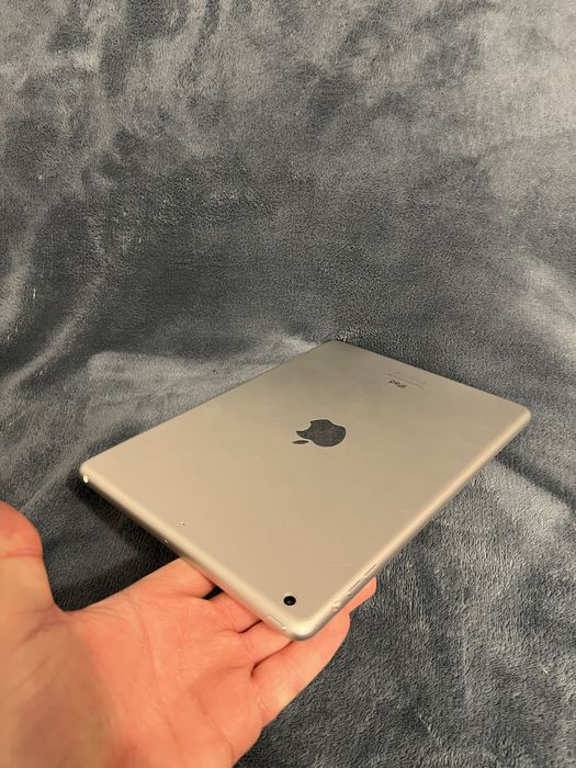 Apple iPad Air 9,7” impecabil