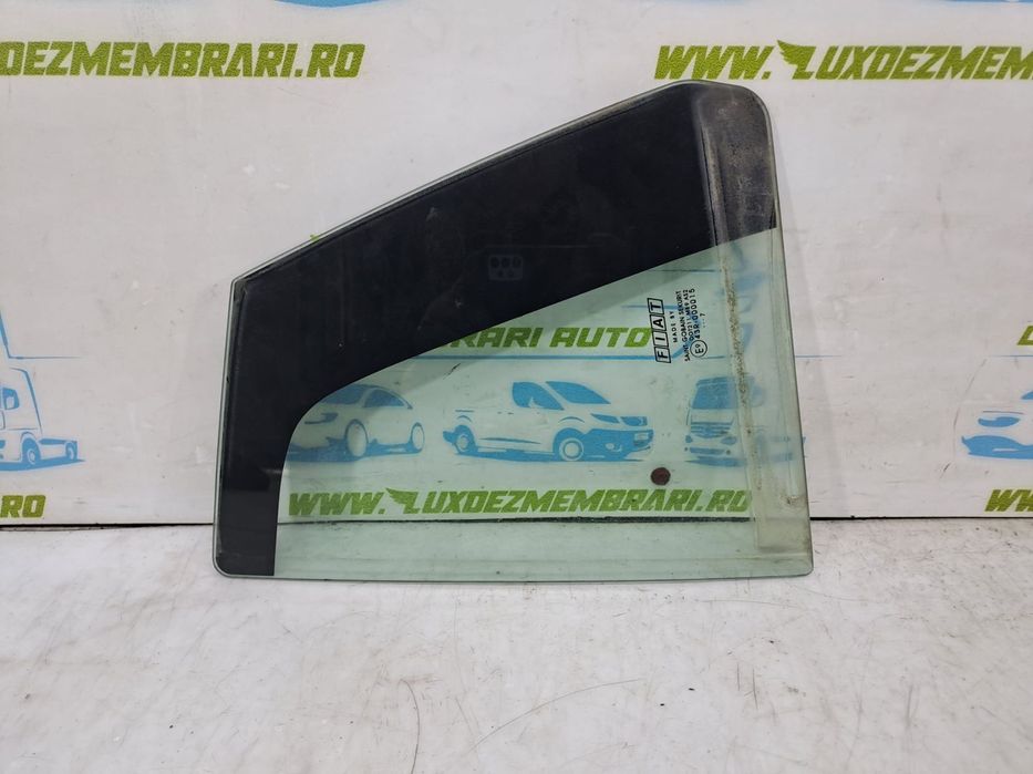 Geam fix spate 43r000015 Renault Megane 3  [din 2008 pana  2014]