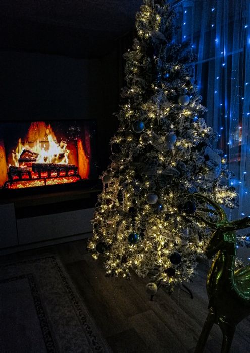 Продам ёлку новую