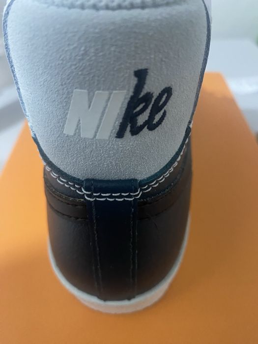 NIKE Blazer MID '77 Premium