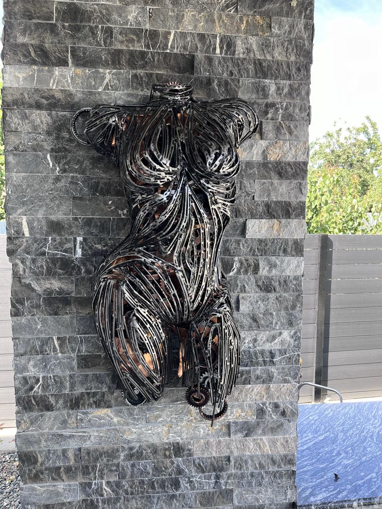 Sculptura bust , cadou ideal otel realizat manual