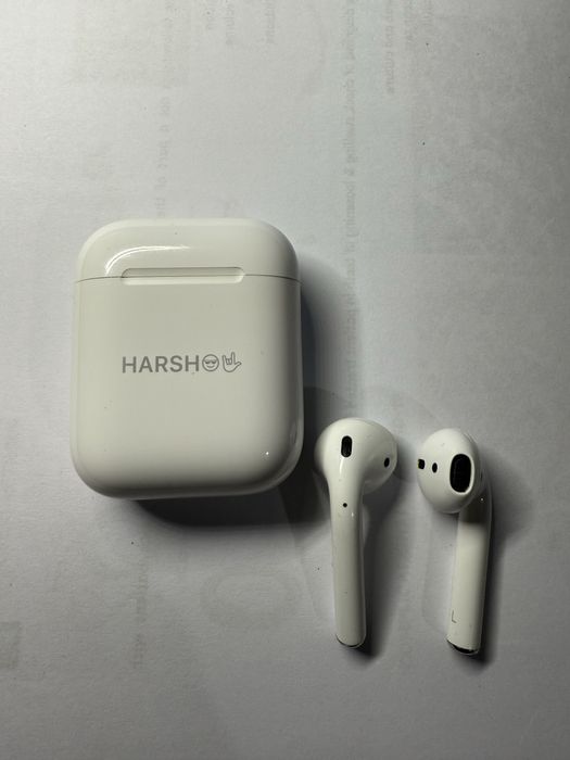 Apple AirPods 2-го поколения