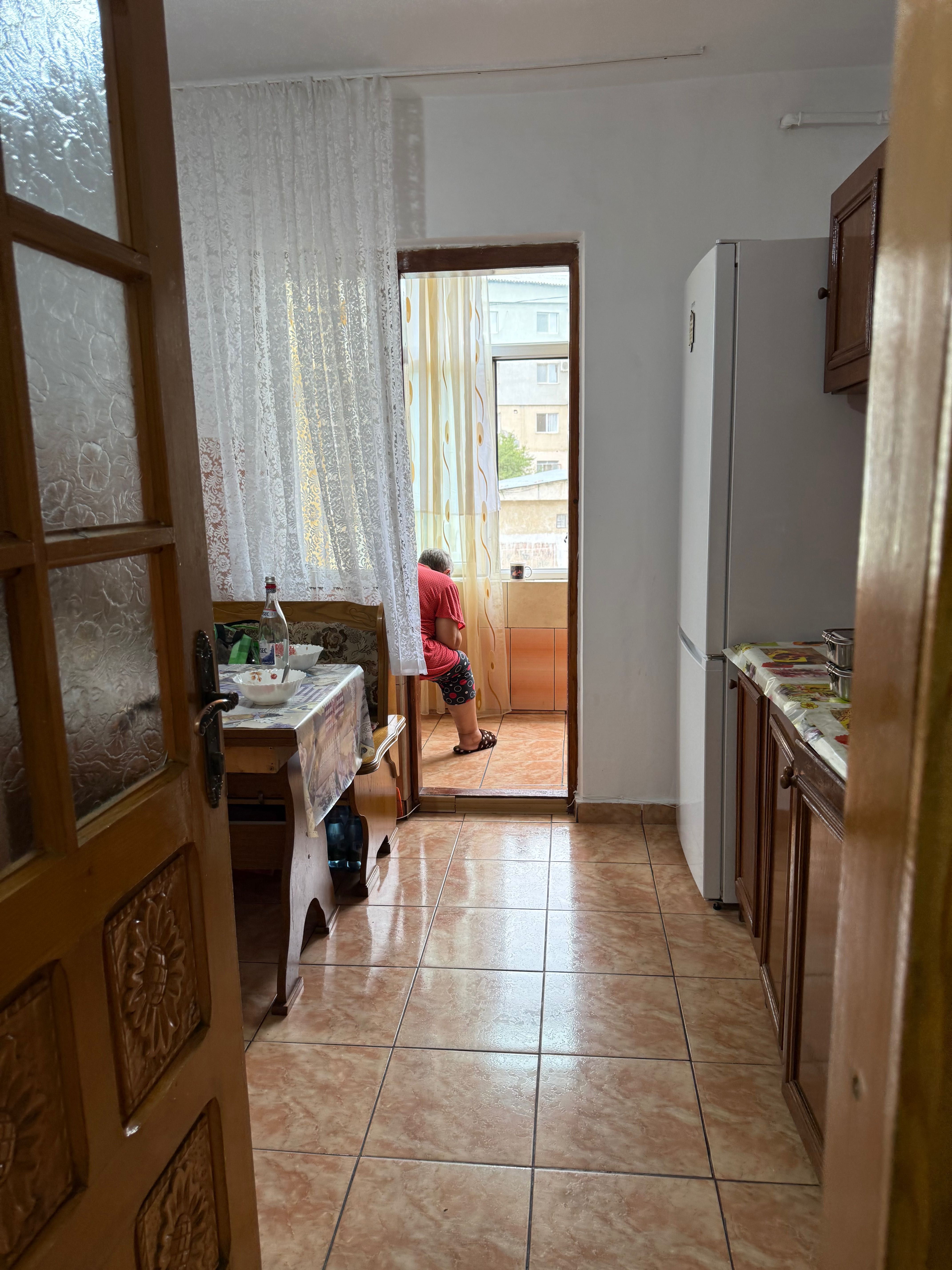 3 camere decomandat in micro 12