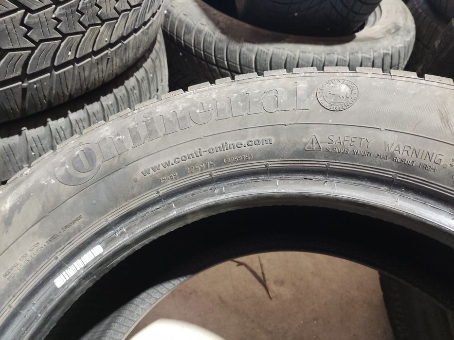 205/60/16 Continental