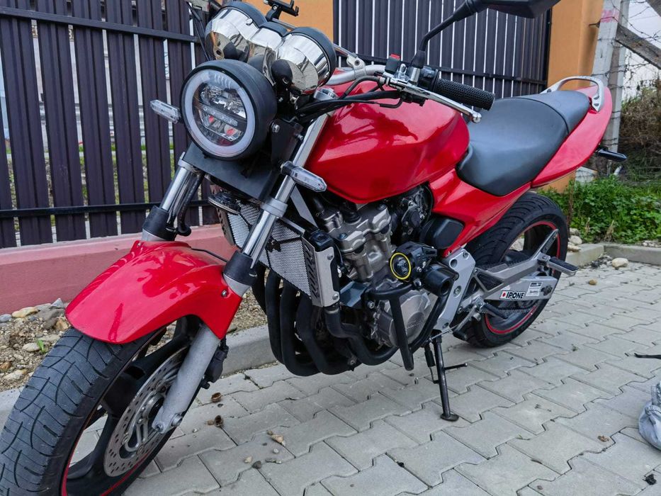 Honda hornet pentru doritori