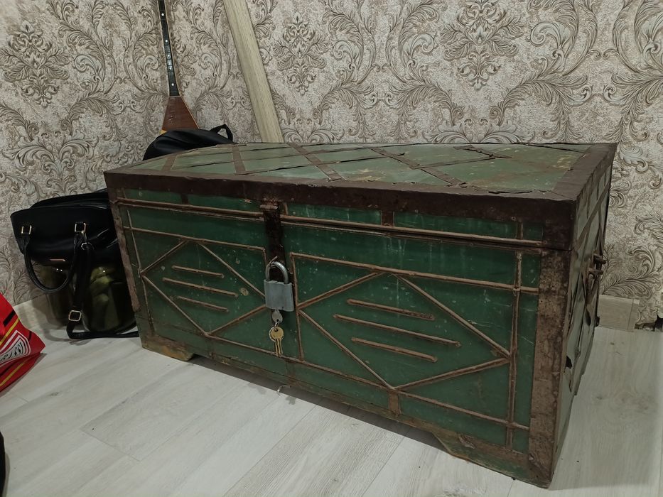 Сундук советский