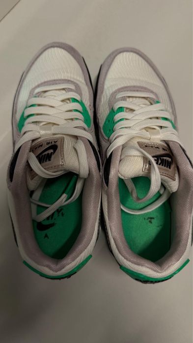 Оригинални маратонки Nike