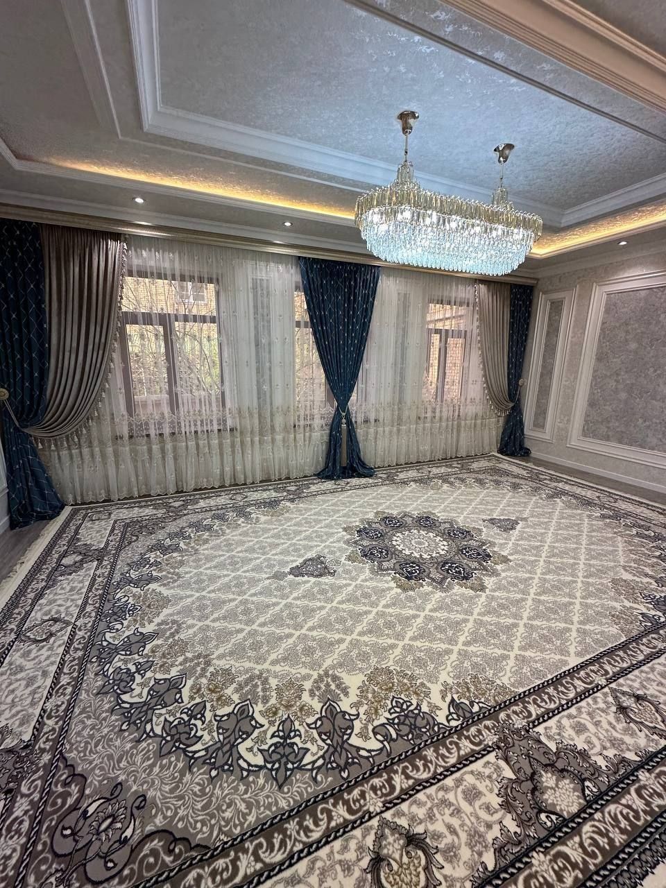 Продажа 2х этажного дома в центре Самарканда