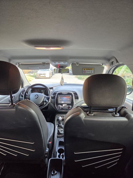 Vand Renault Captur 2015/ luna 07 / 1.5 DCI/90 CP 140 mii km!!!