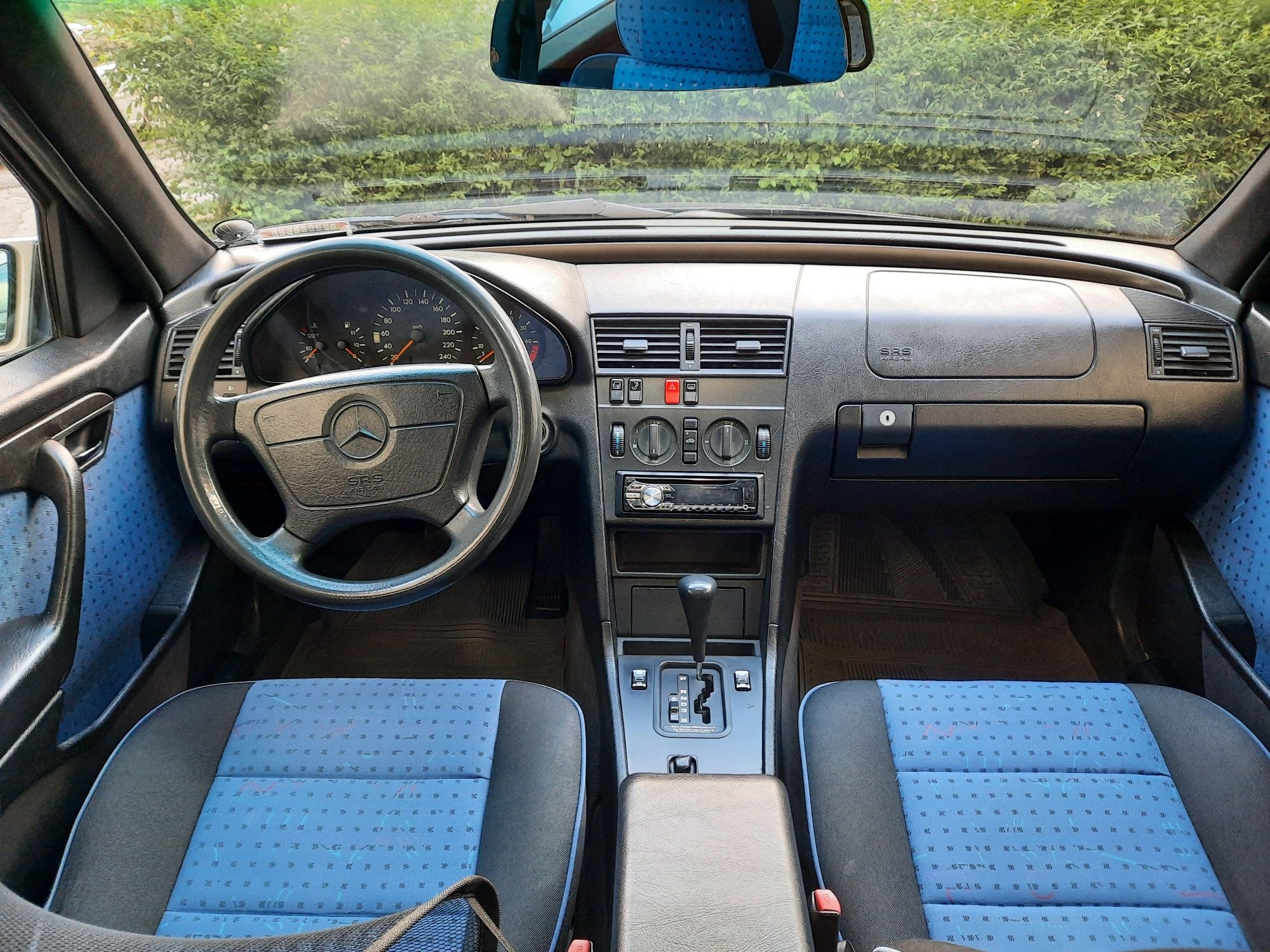Mercedes benz w202