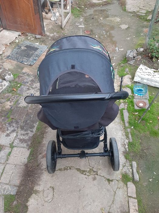 Căruț Lionelo vând