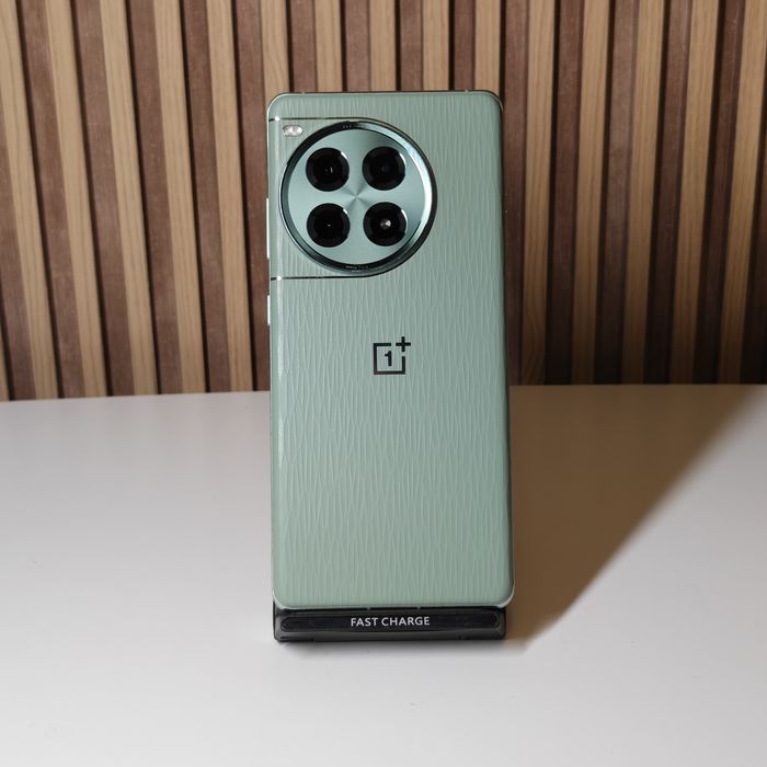 OnePlus Ace 3 Pro – 24GB RAM / 1TB – Ca Nou