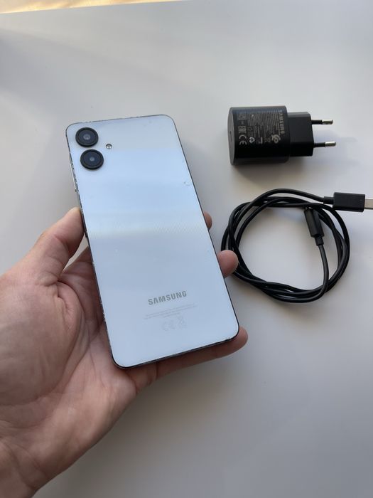 • Samsung Galaxy • a06 • DUALSIM