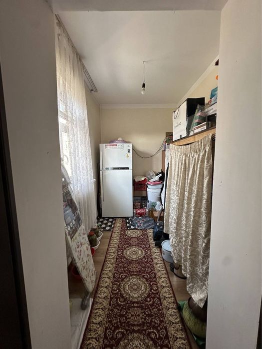 Сергили 9-худудда 3 хонали квартира сотилади