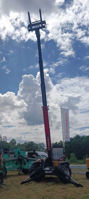 Telehandlere stivuitoare cu brat telescopic Sany STH1840